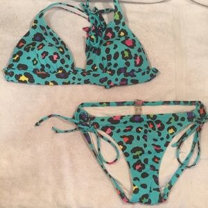 Rare! Victoria’s Secret Leopard print bikini set!!